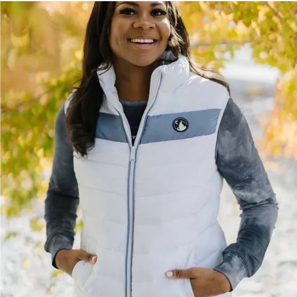 ZYIA Jackets & Blazers - Zyia Puffer Vest Jacket Women Size L White
